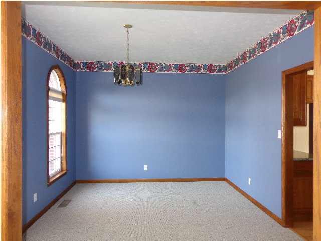 593 W Donder Ln, Santa Claus, IN 47579 photo 4