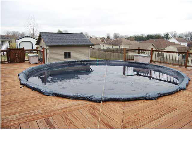 221 W Savannah Dr, Huntingburg, IN 47542 photo 16