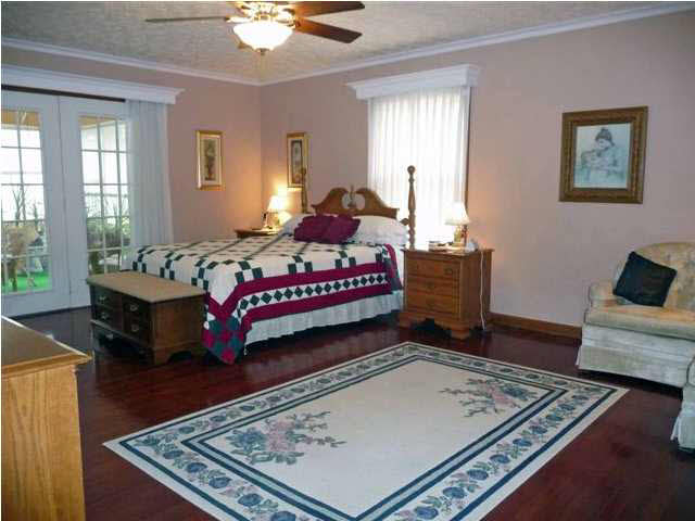 340 Church Ave, Jasper, IN 47546 photo 8