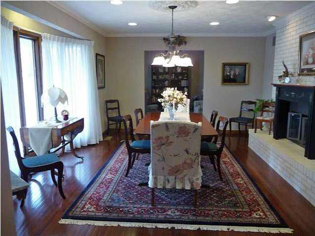 340 Church Ave, Jasper, IN 47546 photo 4