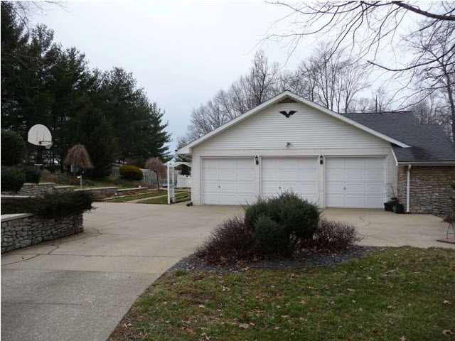 340 Church Ave, Jasper, IN 47546 photo 22