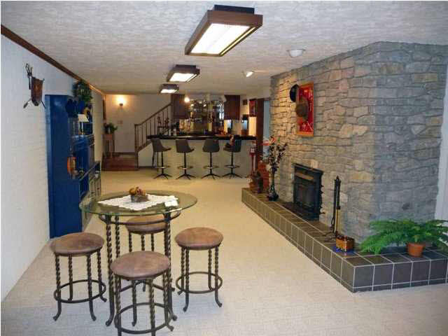 340 Church Ave, Jasper, IN 47546 photo 13