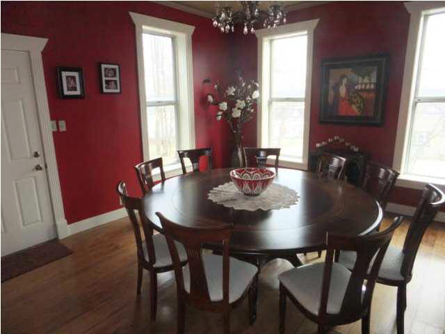 118 E Fifth St, Huntingburg, IN 47542 photo 10