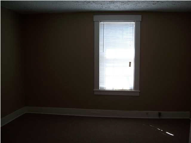 710 Center St, Washington, IN 47501 photo 8