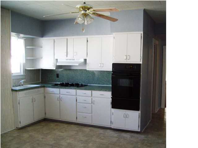 710 Center St, Washington, IN 47501 photo 4