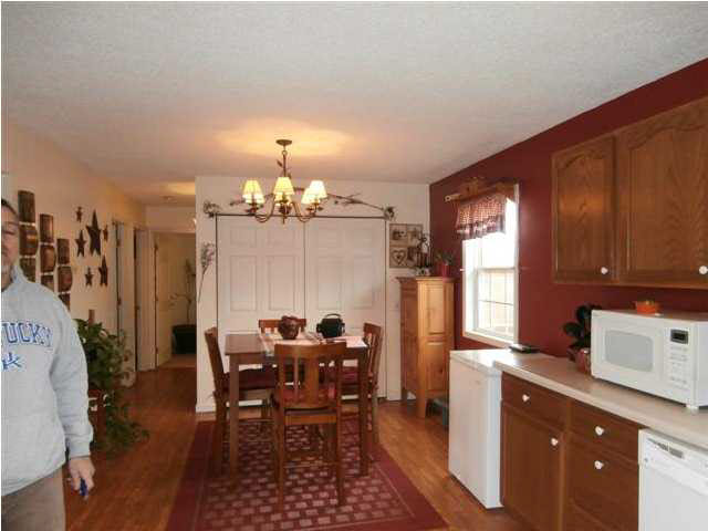 423 Sixth St, Corydon, KY 42406 photo 4