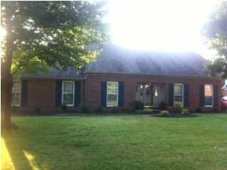 460 E Meade Dr, Evansville, IN 47715 photo 1