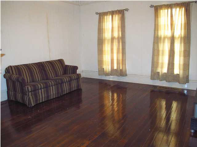 115 N Wabash Ave, Evansville, IN 47712 photo 9
