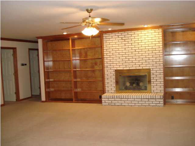 3066 Summit Ct, Newburgh, IN 47630 photo 7