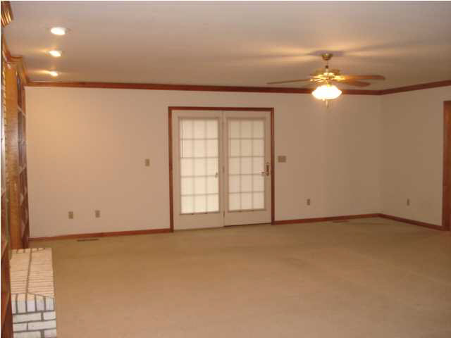 3066 Summit Ct, Newburgh, IN 47630 photo 9