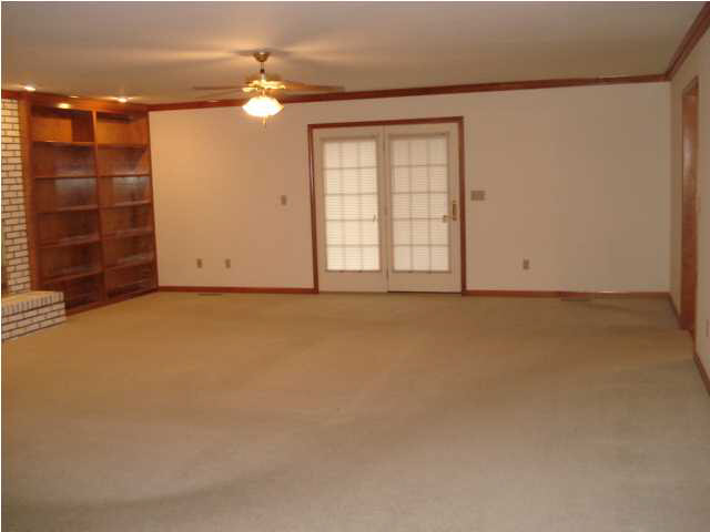 3066 Summit Ct, Newburgh, IN 47630 photo 8