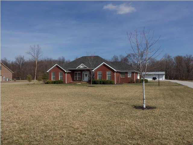 3866 Wethers Rd, Newburgh, IN 47630 photo 1
