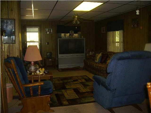 621 Poplar St, Shoals, IN 47581 photo 8