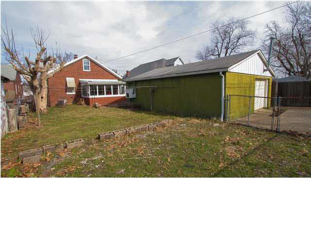 855 E Riverside Dr, Evansville, IN 47713 photo 18