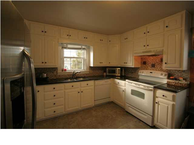 202 E 10th St, Ferdinand, IN 47532 photo 4