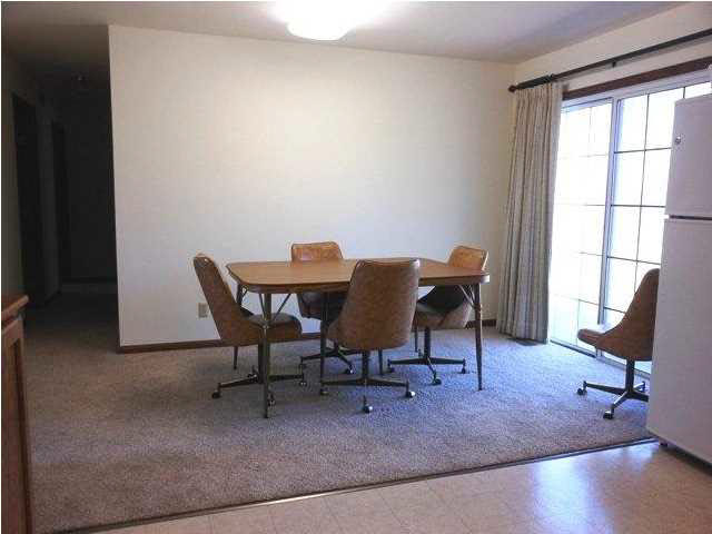 8860 Effinger Rd, Wadesville, IN 47638 photo 4