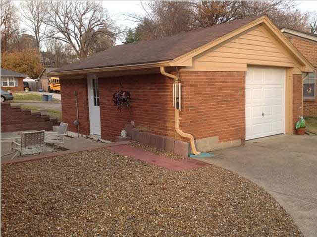 113 N Tunis Ave, Evansville, IN 47712 photo 2