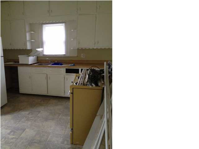 502 E Gough Ave, Boonville, IN 47601 photo 6