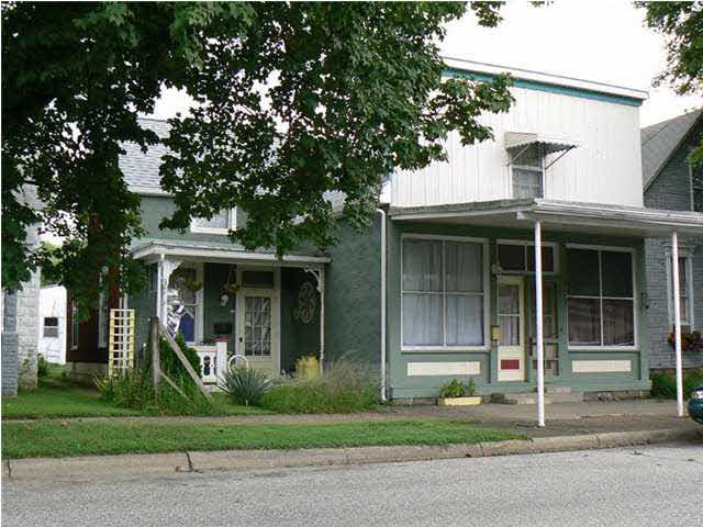 926 9th St, Tell City, IN 47586 photo 1