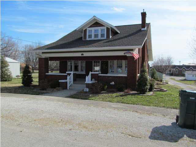 109 N Main St, Dale, IN 47523 photo 2