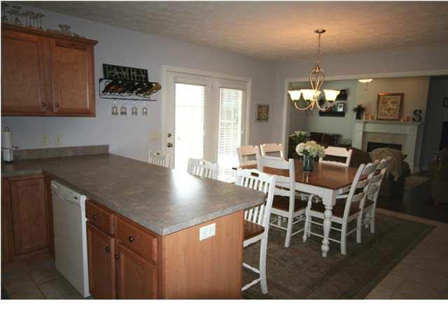 3649 Aberdeen Ct, Evansville, IN 47725 photo 5