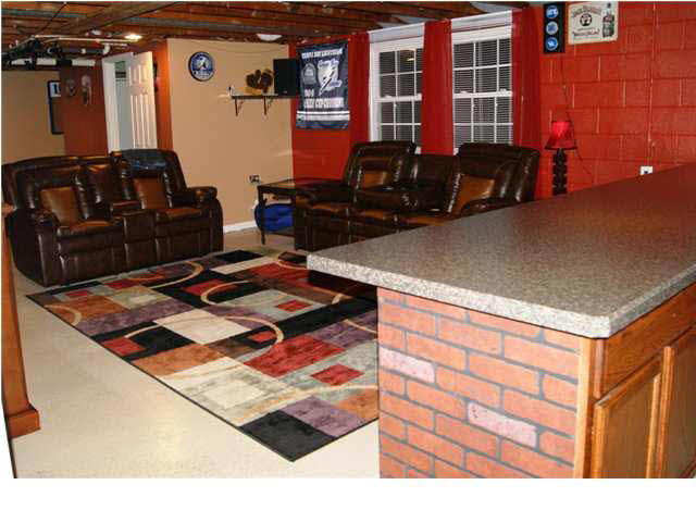 2433 Hills Rd, Newburgh, IN 47630 photo 13