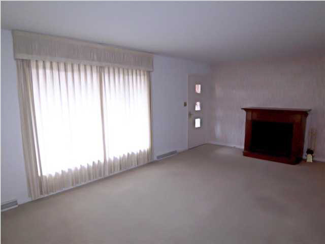 7940 Spry Rd, Evansville, IN 47715 photo 2