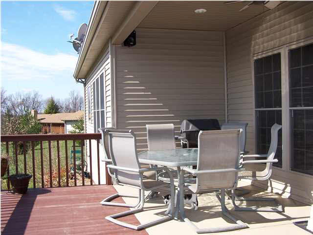 702 S Mohican Dr, Patoka, IN 47666 photo 22