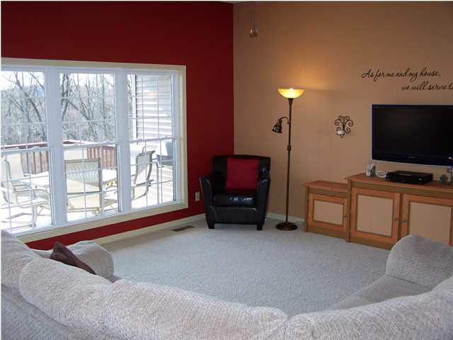 702 S Mohican Dr, Patoka, IN 47666 photo 4