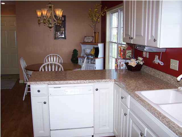 702 S Mohican Dr, Patoka, IN 47666 photo 7