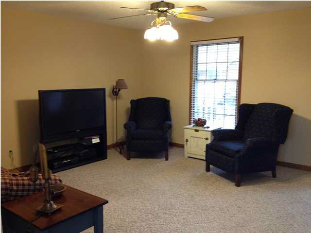 2631 Malibu Dr, Evansville, IN 47725 photo 12