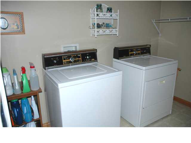6556 S Lakeshore Ln, Huntingburg, IN 47542 photo 21