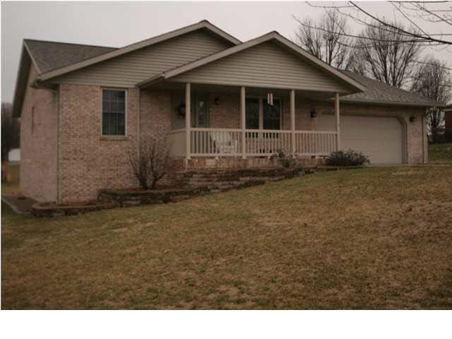 621 E 23rd St, Ferdinand, IN 47532 photo 2