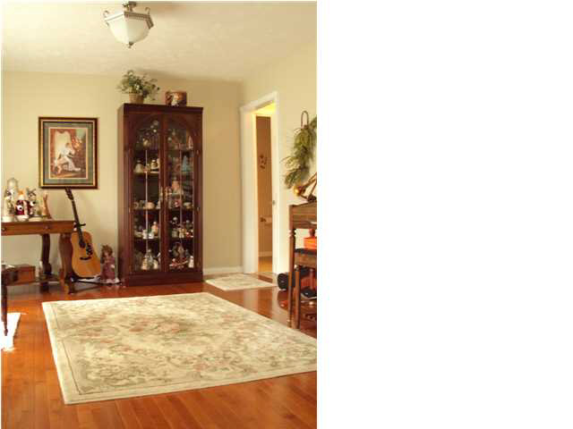 3333 Saint Charles St, Jasper, IN 47546 photo 2