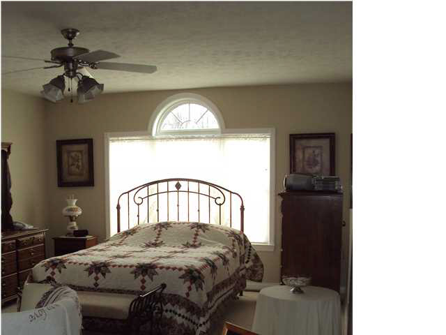 3333 Saint Charles St, Jasper, IN 47546 photo 4