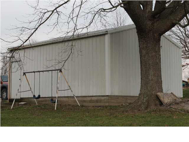 11601 E North 1st St, Loogootee, IN 47553 photo 11