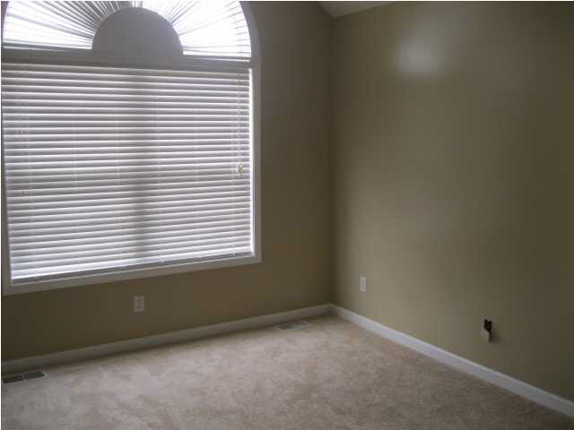 9011 Valley View Dr, Evansville, IN 47711 photo 9