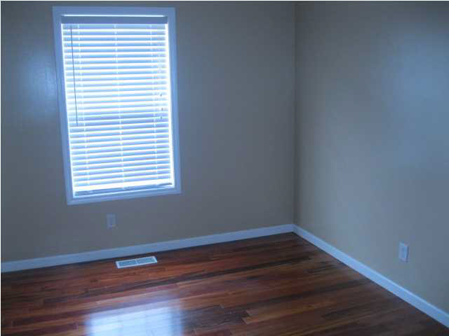 9011 Valley View Dr, Evansville, IN 47711 photo 7