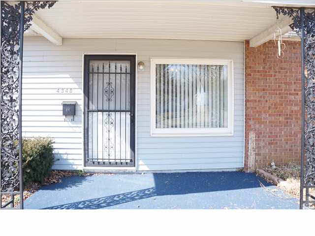 4348 Stratford Rd, Evansville, IN 47710 photo 2