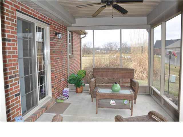 6220 Kevin Ct, Newburgh, IN 47630 photo 15