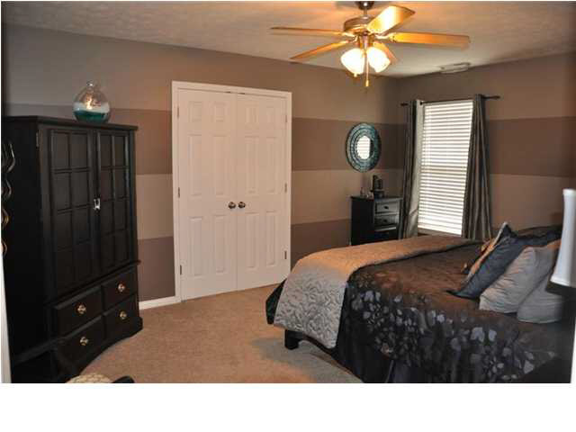 6220 Kevin Ct, Newburgh, IN 47630 photo 5