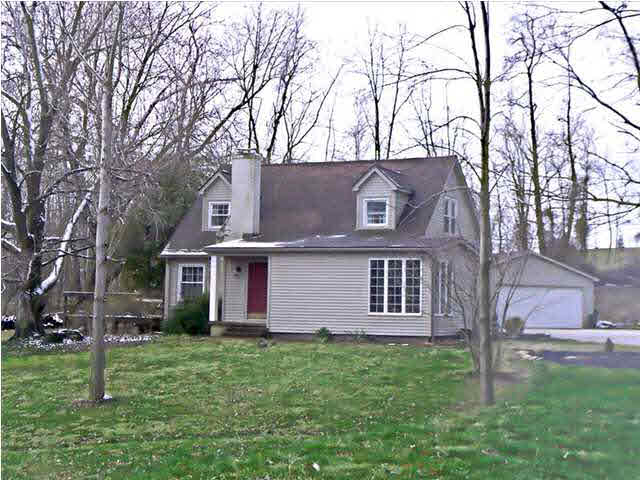 2301 Schlensker Rd, Evansville, IN 47725 photo 1