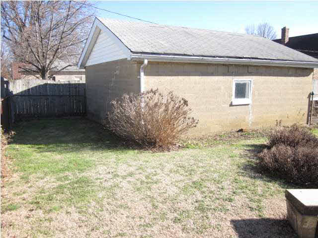 1028 E Powell Ave, Evansville, IN 47714 photo 25
