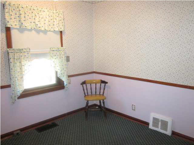 1028 E Powell Ave, Evansville, IN 47714 photo 6