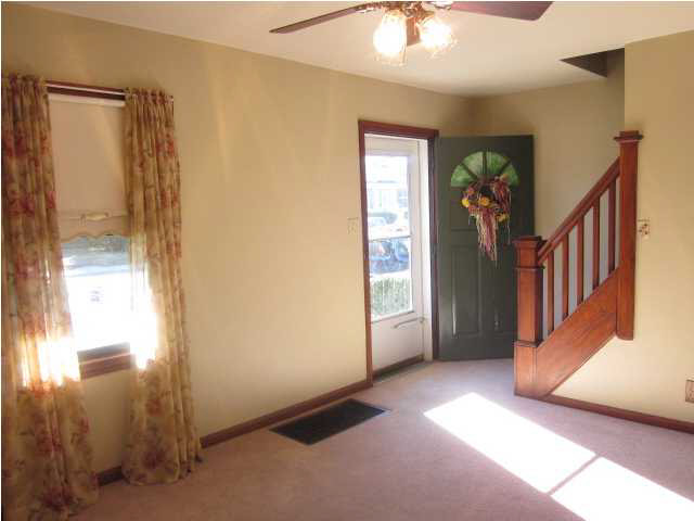 1028 E Powell Ave, Evansville, IN 47714 photo 2