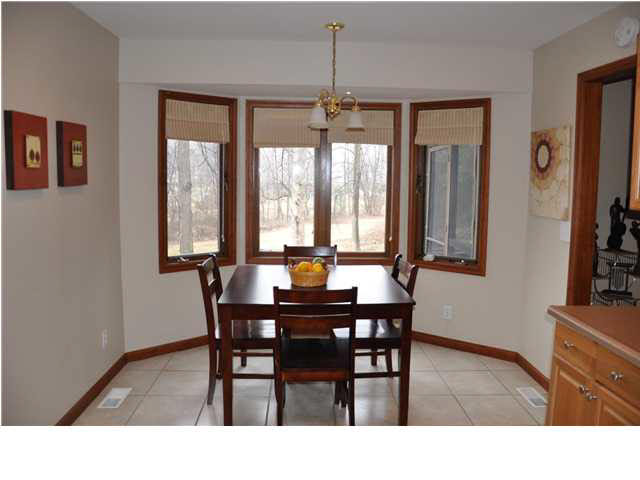 5455 Esche Dr, Newburgh, IN 47630 photo 10