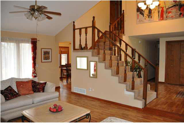 5455 Esche Dr, Newburgh, IN 47630 photo 4