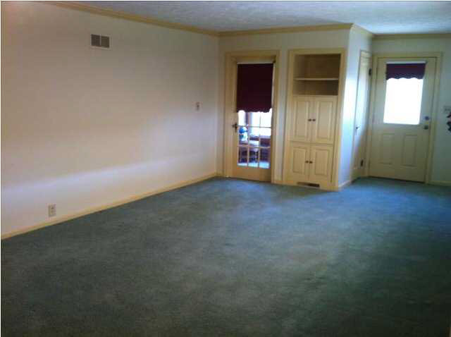 203 S Walters St, Fort Branch, IN 47648 photo 10