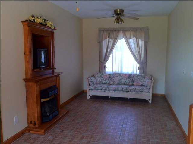 203 S Walters St, Fort Branch, IN 47648 photo 23