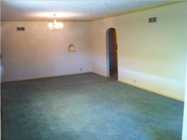 203 S Walters St, Fort Branch, IN 47648 photo 8